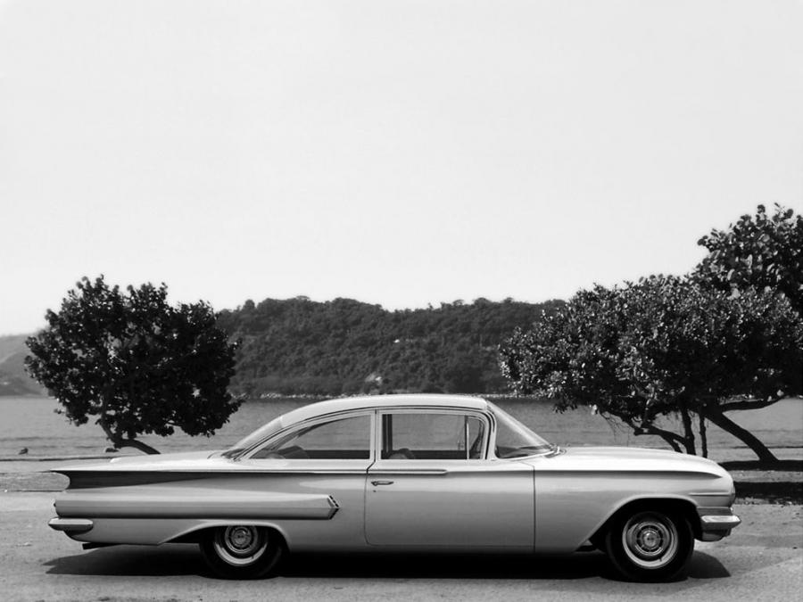  Chevrolet Biscayne 2-Door Sedan 1960 года  (фото 2 из 2)